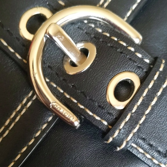 Coach wristlet - Picture 5 of 7